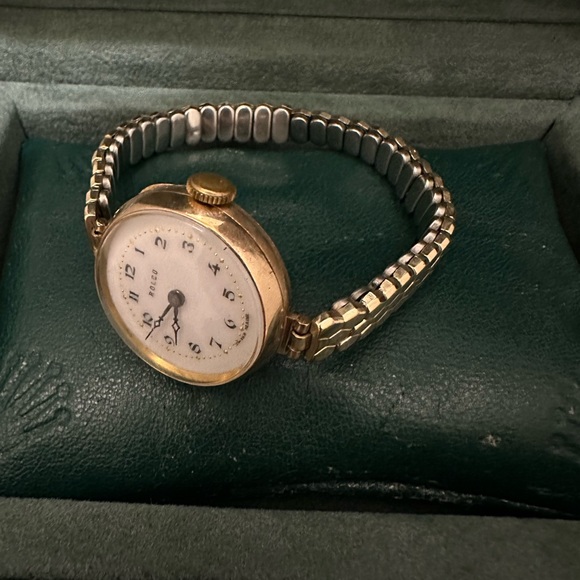 Rolex Rolco Ladies Solid Gold - Picture 2 of 9